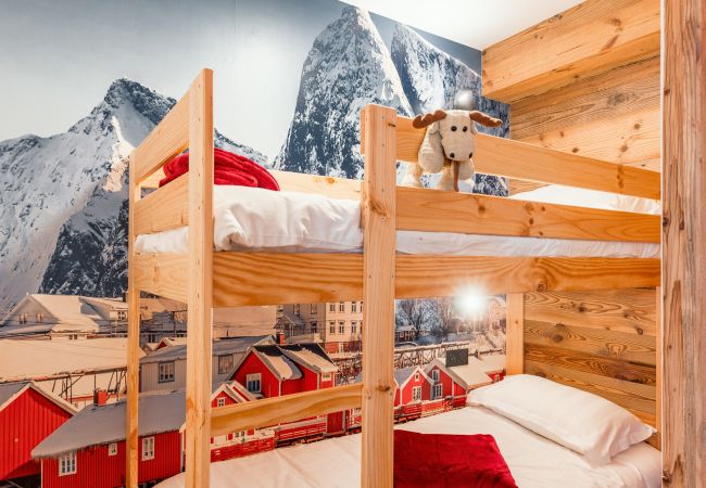 Apartment in Les Gets - Thom's apartment - LES GETS: right in the center and at the foot of the slopes Apartment in Les Gets - Thom's apartment - LES GETS: right in the center and at the foot of the slopes