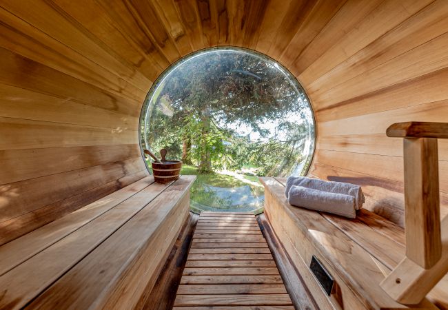 Chalet in Les Gets - Chalet Octopussy - LES GETS: hot tub, sauna, superb view Chalet in Les Gets - Chalet Octopussy - LES GETS: hot tub, sauna, superb view