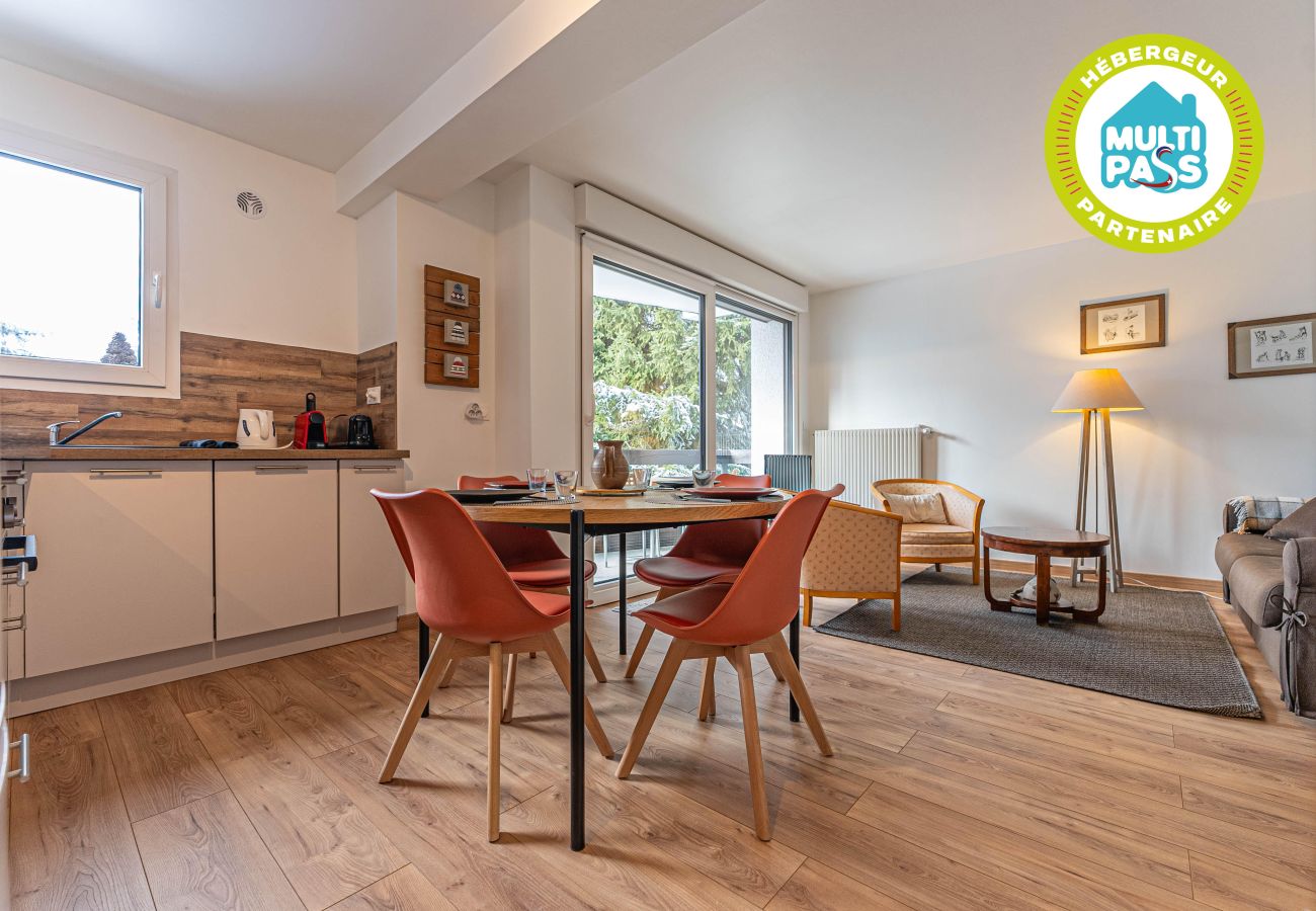 Apartment in Les Gets - Apartment Nael - LES GETS: in the center and at the foot of the slopes
