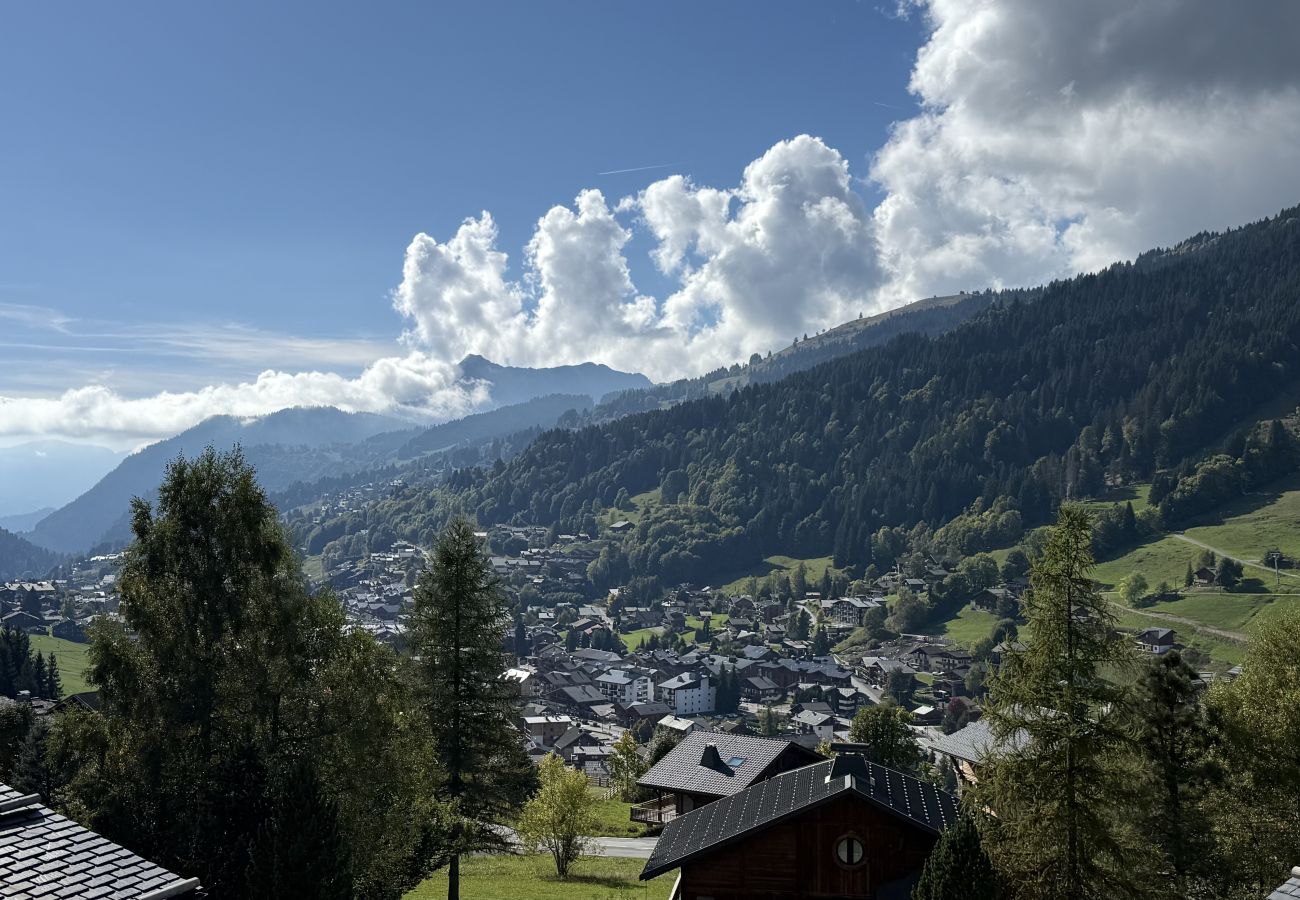 Chalet in Les Gets - NEW! Chalet Nova - LES GETS: fireplace, jacuzzi, stunning view