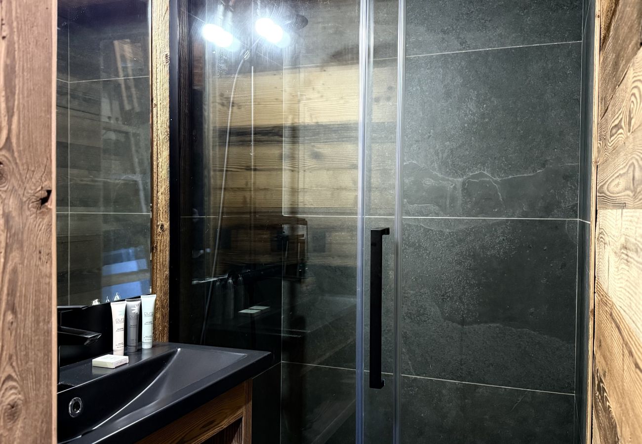 Chalet in Les Gets - NEW! Chalet Nova - LES GETS: fireplace, jacuzzi, stunning view