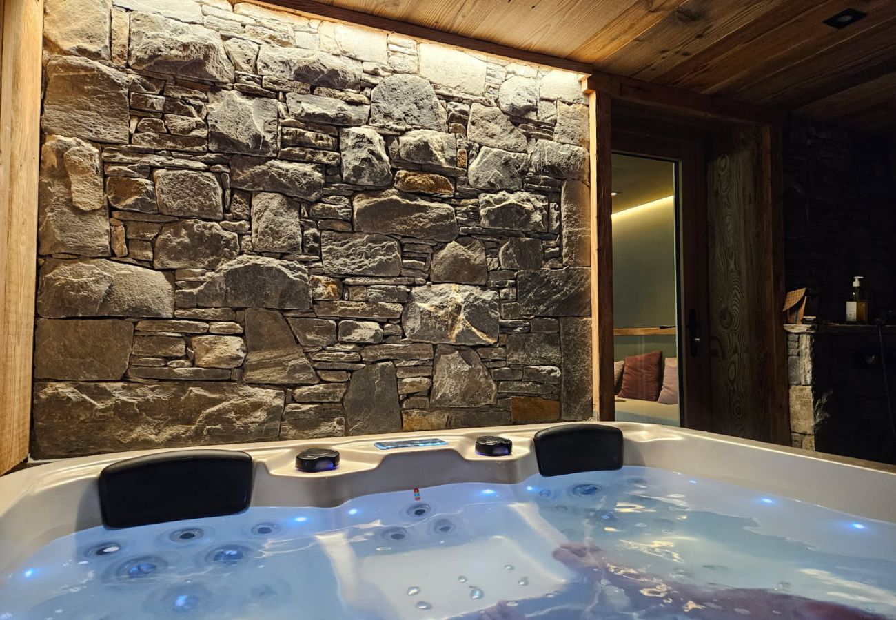 Chalet in Les Gets - NEW! Chalet Nova - LES GETS: fireplace, jacuzzi, stunning view