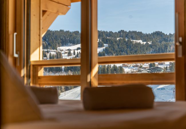 Appartement à Les Gets - Duplex avec jacuzzi, vue dégagée et proche centre