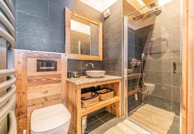 Appartement à Les Gets - Duplex Pen Men - LES GETS : proche du centre, jacuzzi, superbe vue Appartement à Les Gets - Duplex Pen Men - LES GETS : proche du centre, jacuzzi, superbe vue