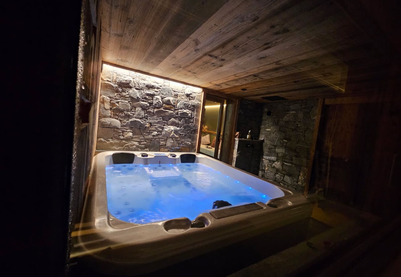 Chalet à Les Gets - NOUVEAU ! Chalet Nova - LES GETS : cheminée, jacuzzi, superbe vue