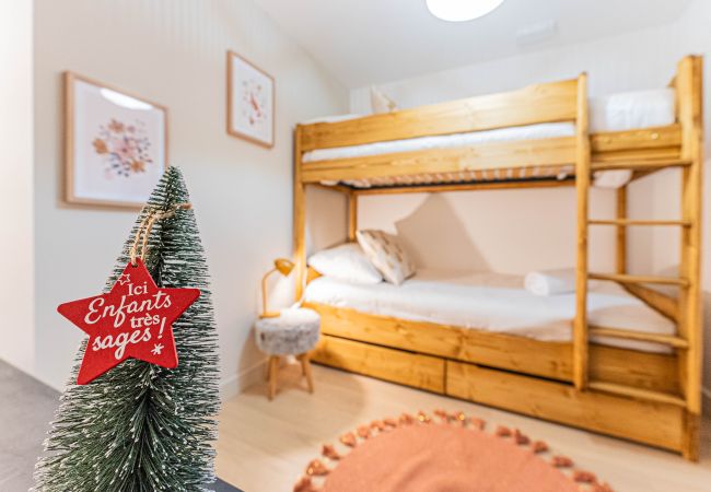 Chalet in Les Gets - Chalet Octopussy - LES GETS: jacuzzi, sauna, prachtig uitzicht Chalet in Les Gets - Chalet Octopussy - LES GETS: jacuzzi, sauna, prachtig uitzicht